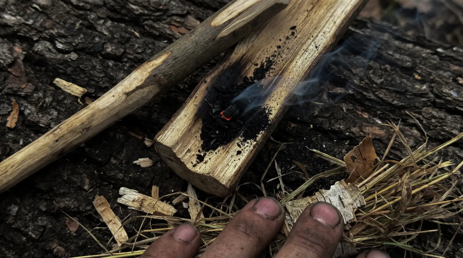 Bow Drill İle Elde Edilen Kor (ember)